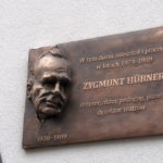 Odsłonięcie tablicy poświęconej Zygmuntowi Hübnerowi
